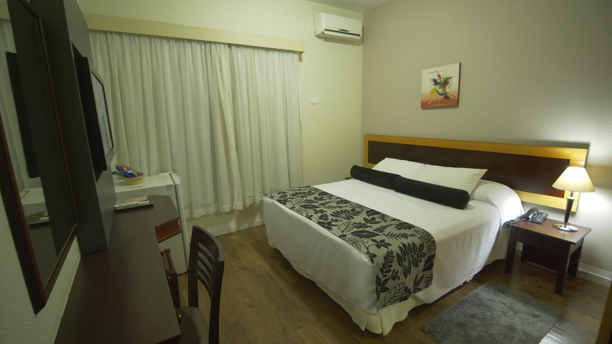 Unaí Regente Hotel מראה חיצוני תמונה